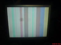 SAMSUNG 710N pasy na ekranie