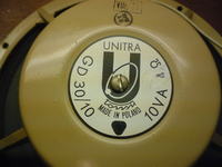 Co to za glosnik?Nada sie to do czegoś?Proszę o pomoc.