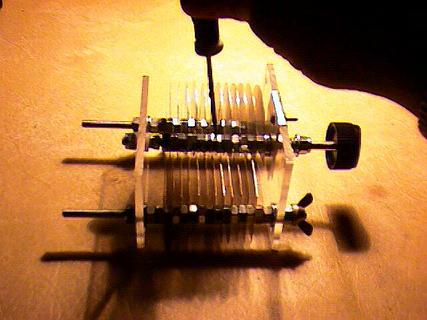 Kondensator zmienny (strojeniowy)