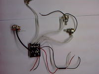 Preamp do gitary basowej - jak podłączyć?