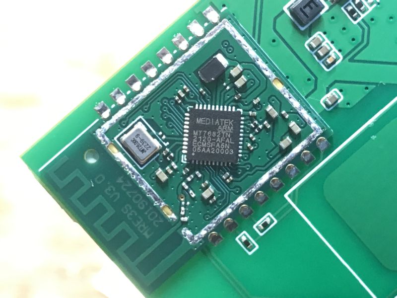 Interior of Meross MSS550 switches, MRE3S module, Mediatek ARM MT7682, catalogue note