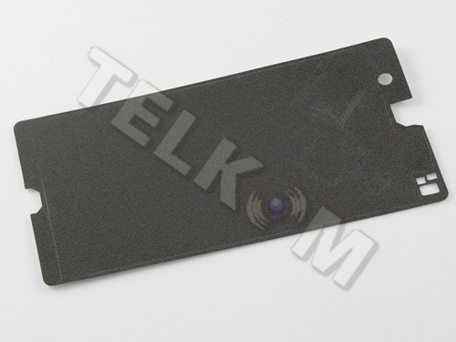 Czy ekran dotykowy LG F70 jest klejony klejem UV LOCA?