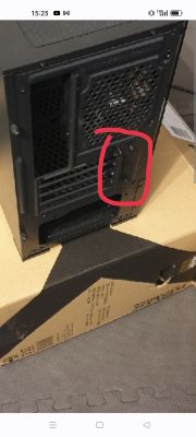 Czy do obudowy mini tower da się zmieścić vertical gpu