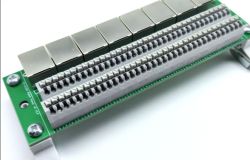 Listwa złączowa z ośmioma portami RJ45 i podwójnym rzędem złącz śrubowych.