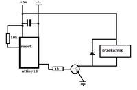 Attiny13 - Procesor "wariuje" podczas włączania przekaźnika