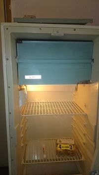 Stara lodówka Polar z 1974 - Za mocno chłodzi Stara lodówka Polar z 1974 - Za mocno chłodzi