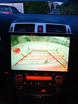 Toyota Avensis T27 i radio Junsen X7 Pro. Kamera cofania - podłączenie.