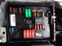 GOLF V 1.9 Tdi BLS - fuse fuse