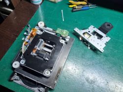 Renowacja Sony CDP-X777ES: wymiana kondensatorów, konserwacja