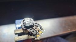 Renowacja wzmacniacza Sansui AU-717