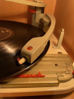 Nordmende Caruso Stereo typ 859.615.36 - Jakie lampy dokupić do radia?