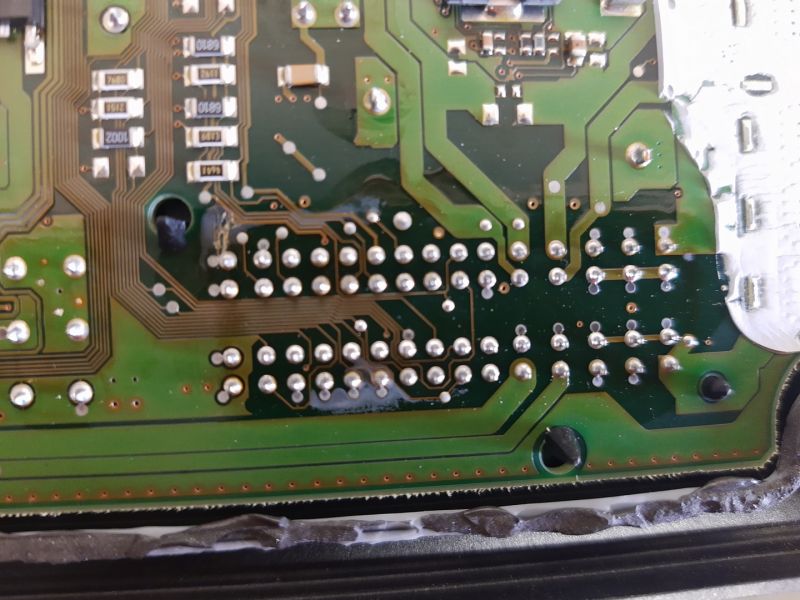 Audi A8 D3 4.2TDI 2005 - Błędy przepływomierzy, poddymianie i drgania na jałowym biegu