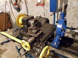 DIY metal bench lathe