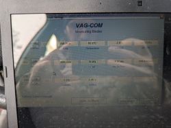 Ekran diagnostyczny VAG-COM z parametrami silnika