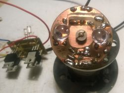 Simple solar tracker on the L272M for controlling solar panels. Simple solar tracker on the L272M for controlling solar panels.