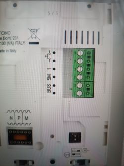 Widok złącza elektrycznego domofonu Bticino 344282.