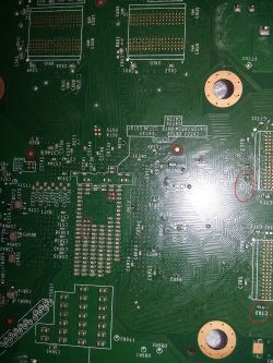XBOX 360 E Corona - brak kondensatorów SMD (C7R6, C7T6, C7R2, R1R1) i wolne ładowanie gier