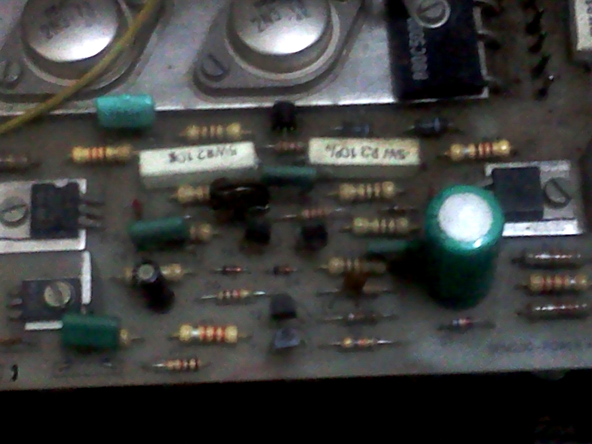 BOX SPM 200 kompletnie spalony potrzebuje schemat(01/93)