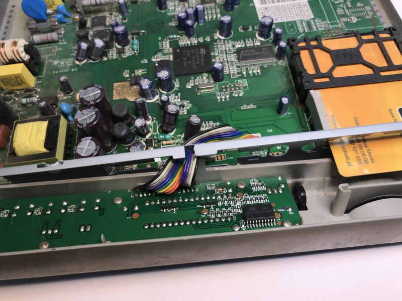 Interior of the old Polsat digital decoder Echostar DSB-717