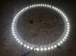 Lampa pierścieniowa LED USB RGBCW - budowa, wnętrze, naprawa