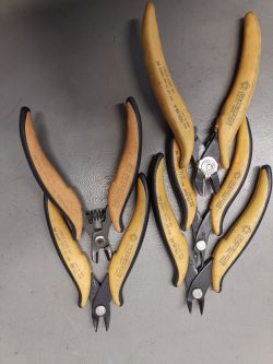 Precyzyjne szczypce tnące: Knipex 7803125, recenzja