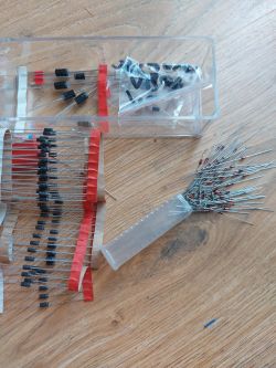 WS504 - charczenie po podłączeniu płytki z regulacją, kondensatory wymienione, możliwe przyczyny?