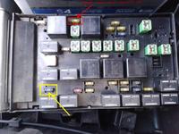 Chrysler Voyager 2.5 CRD '03 - Wysoki pobór prądu na postoju, bezpiecznik zegarów?