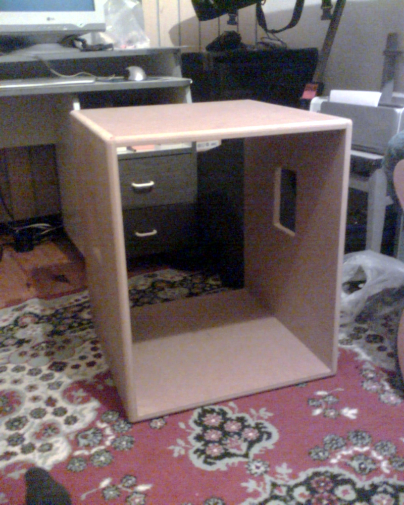 Wzmacniacz HEXFET 400W HOLTON-a + Basowe Kolumny HANDMADE:) Wzmacniacz HEXFET 400W HOLTON-a + Basowe Kolumny HANDMADE:)