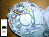 Świecąca się lampka kontrolna akumulatora Polonez