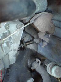 VV golf II silnik sam wchodzi na wysokie obroty na jałowym