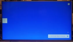 Sony KDL-50W815B - Górą ciemniejszy, niby podświetlenie, ale...