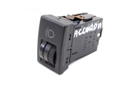 Honda Accord VI - Schemat elektrycznej regulacji wysokości świateł.