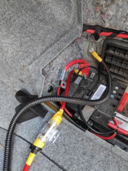 Wzmacniacz Alpine BBXT600 i głośniki Audison 100W: strojenie basu i eliminacja trzasków