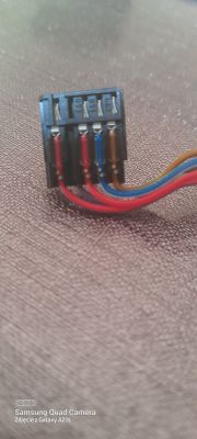 Schemat podłączenia i rozpiska pinów - Wyświetlacz temperatury Audi A3 8L