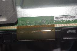 Hisense 65U6NQ - pionowe pasy i żółty proszek przy matrycy, zalanie czy COF?