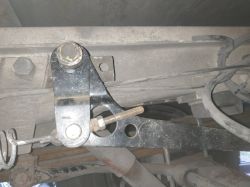 Mercedes 310 2,9 D 1993r - słabe tylne hamulce / korektor siły hamowania