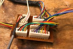 How a racing set is built - steering wheel and pedals for USB/Playstation and PS/2