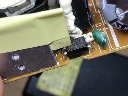 Wnętrze - 10 różnych zasilaczy do laptopów od różnych producentów Wnętrze - 10 różnych zasilaczy do laptopów od różnych producentów