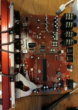 Focusrite Clarett 4Pre USB - spalone D27 i D28 przy MPMN3425, brak schematu przetwornicy