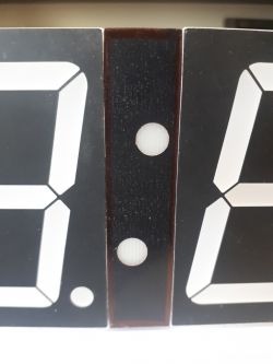 Prosty stołowy zegar LED (NTP)