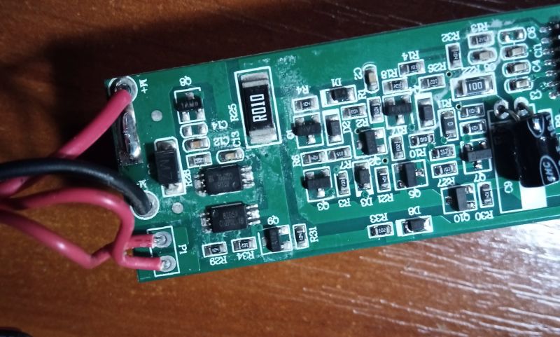 Bezprzewodowa myjka do okien z Aliexpress – walczmy z elektrośmieciami poprzez naprawy