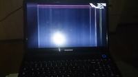 Samsung NP300E5A - prawdopodobnie uszkodzona matryca po upadku z łóżka Samsung NP300E5A - prawdopodobnie uszkodzona matryca po upadku z łóżka