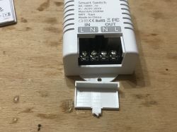 SmartSwitch Tuya WL-SW01_16 16A WiFi - test, wnętrze (WB2S) SmartSwitch Tuya WL-SW01_16 16A WiFi - test, wnętrze (WB2S)