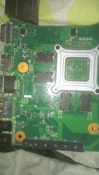 Toshiba Satelite L650-116 - Jak uruchomić laptopa bez włącznika?