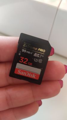 Transmiter FM nie czyta karty 32GB - jaki może być powód?