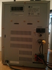 PS3 Slim 160GB - Jak podłączyć konsolę do wieży LG FFH 185 przez kabel AV?