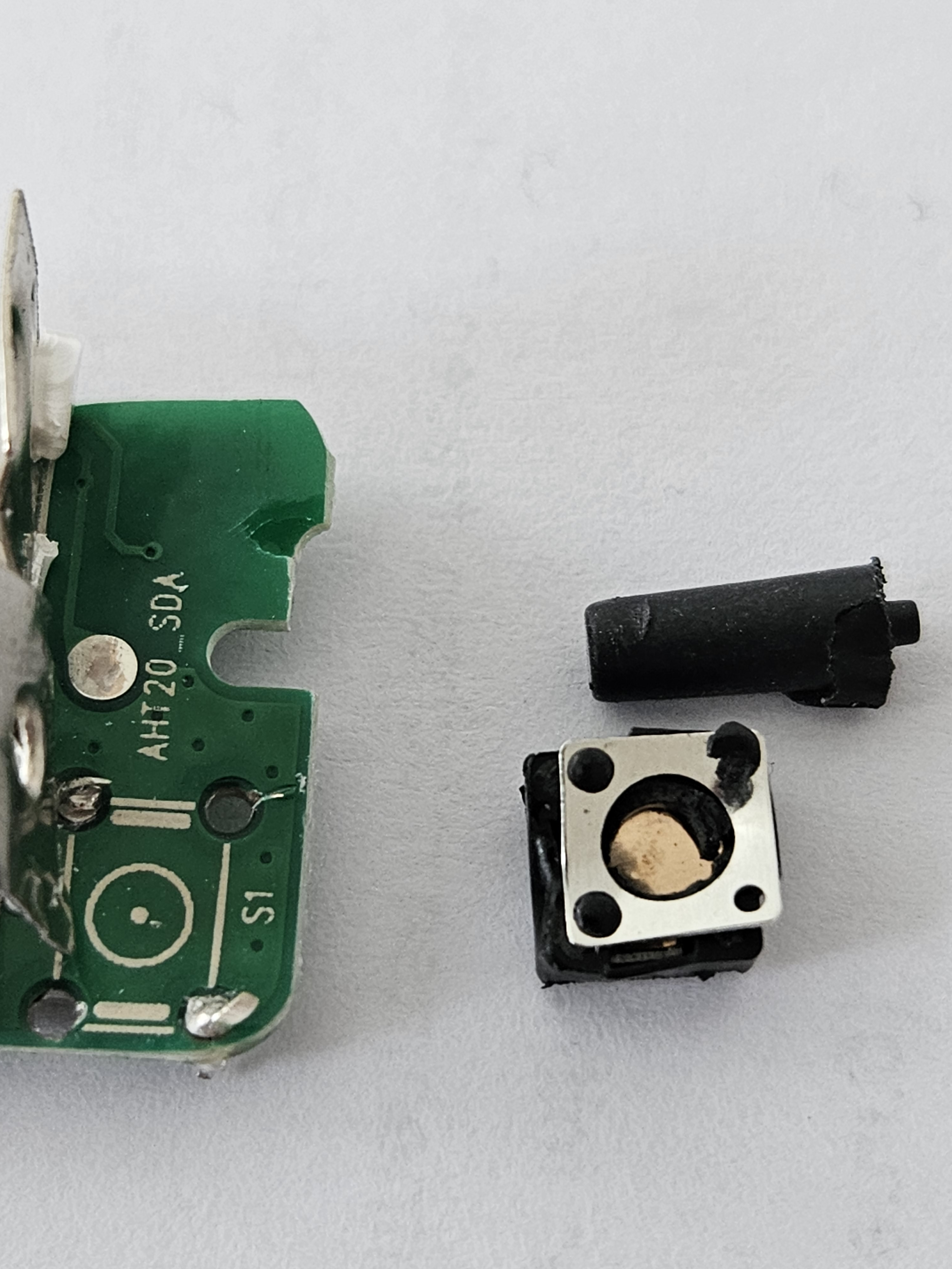 How to pair Tuya Humidity/Temperature sensor with broken button?