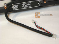 Accelero twin turbo - Wtyczka zasilająca nie pasuje.