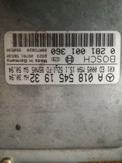 Jak podłączyć na stole sterownik BOSCH 0281001360 do Mercedes W202 2,5 D?