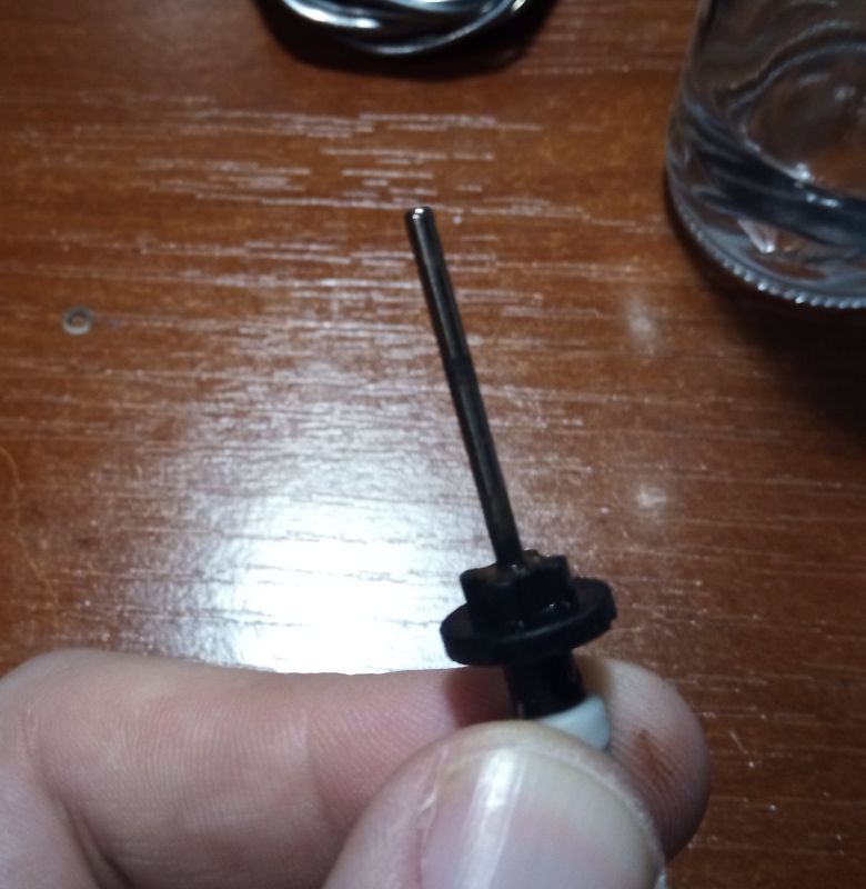 Bezprzewodowa myjka do okien z Aliexpress – walczmy z elektrośmieciami poprzez naprawy